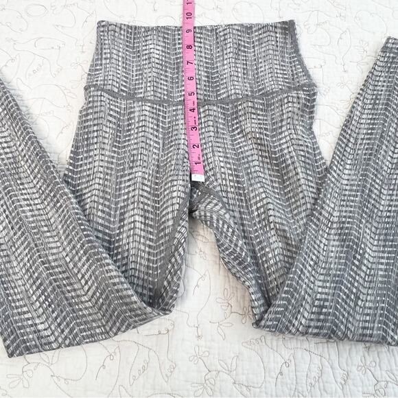 Lululemon Wunder Under Arrow Jacquard High-Rise Arrow Jacquard Dark Olive Grey 4 - Picture 12 of 12